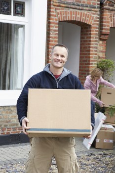 Local removal team planning a move in Earls Court