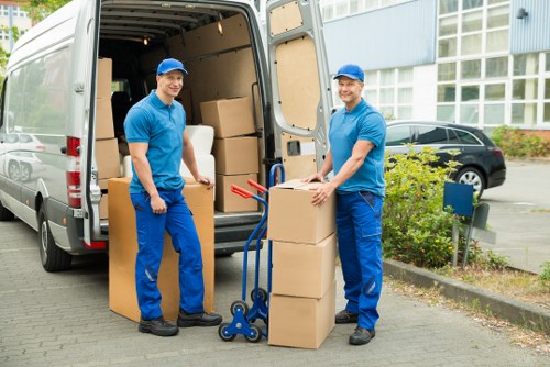 Reliable van moving service for homes and businesses in Earlscourt