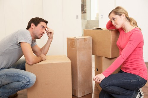Residential and commercial moving support in Earls Court