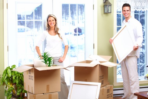 Local movers handling furniture access challenges in Earls Court