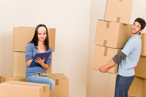 Local moving support for Earls Court homes and businesses