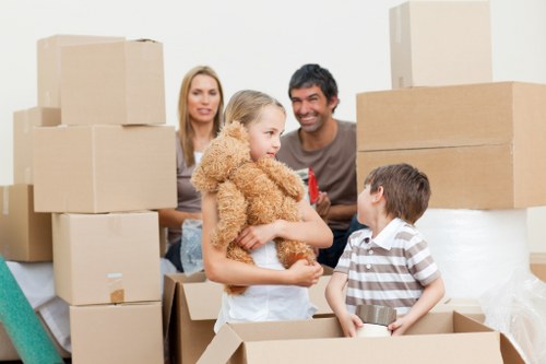 Flexible man and van transport for urban moving in Earlscourt
